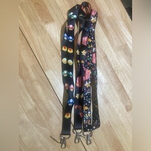4/$25 Super Mario Brothers lanyard. You get all 3 for the $. 3 diff designs.